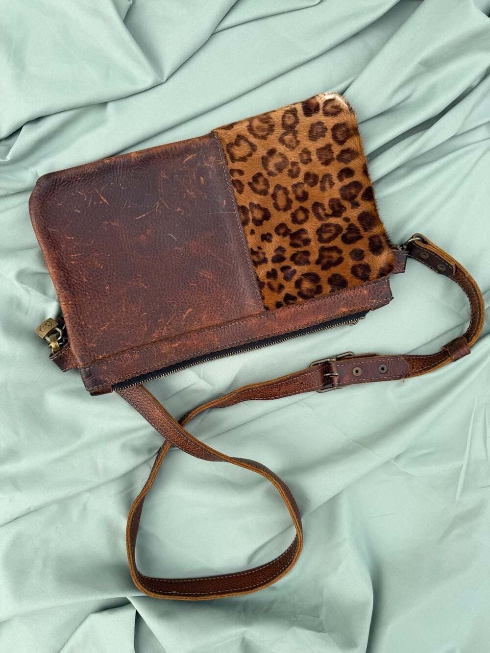 American Darling Distress Leather and Cheetah Print Hair on Hide Crossbody Bag - Picture 2 of 3